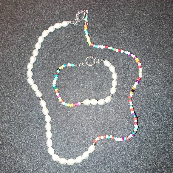 Bohemian Colorful Beaded Beach Necklace & Bracelet Set With Silver Clasp - Picture 7 of 8